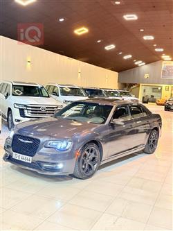 کرایسلەر 300